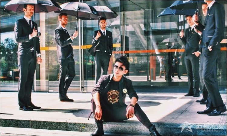 &nbsp;安康时尚魔术师雨伦