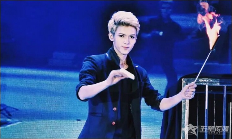 &nbsp;安康时尚魔术师雨伦