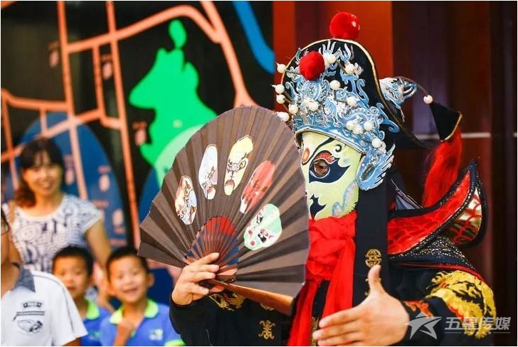 &nbsp;安康川剧变脸张增桥