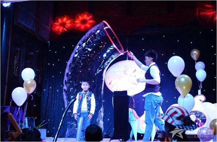 &nbsp;安康魔幻泡泡秀