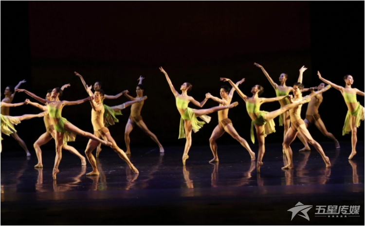 &nbsp;安康现代芭蕾舞