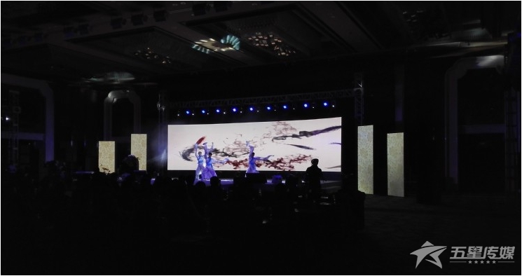 &nbsp;安康多人新墨舞表演