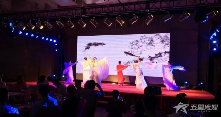 &nbsp;安康多人新墨舞表演