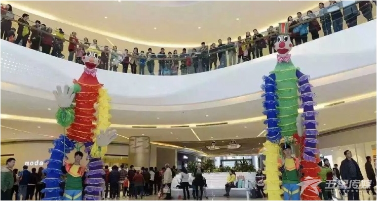 &nbsp;安康高跷小丑表演