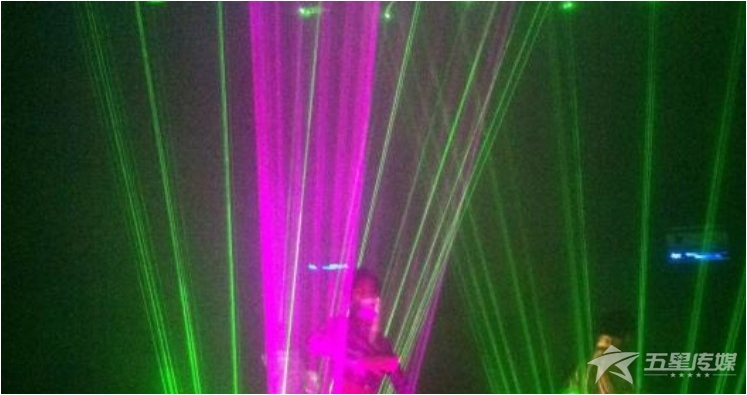&nbsp;安康激光舞-女子全彩激光舞表演