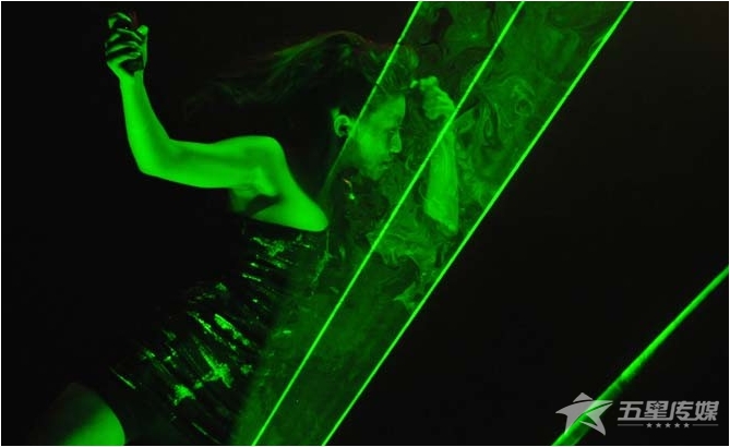 安康激光舞-《雯心无愧》表演