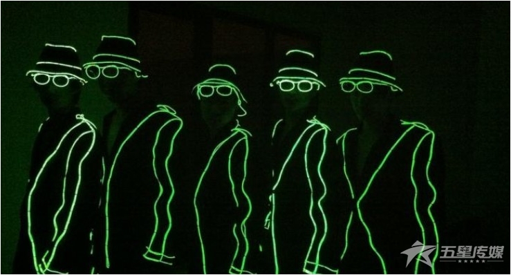 &nbsp;安康电光舞-单色电光舞表演